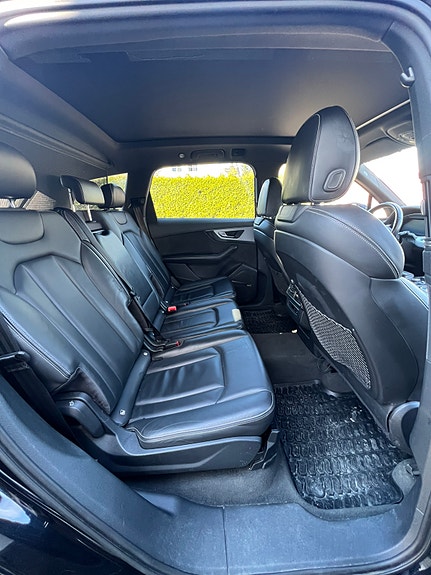Audi Q7 12 of 21