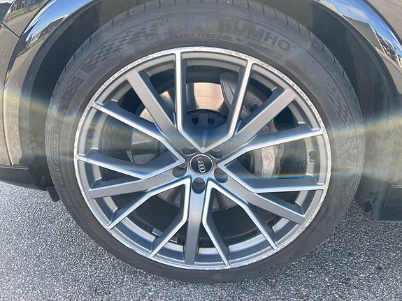 Audi Q7 17 of 21