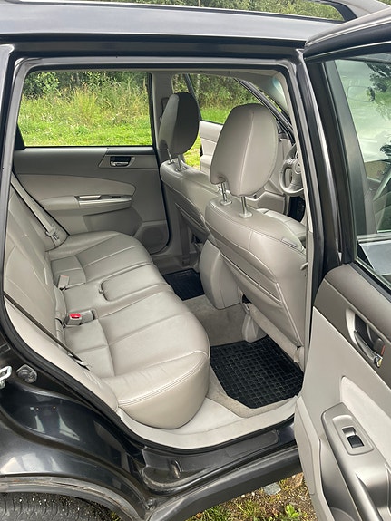 Subaru Forester 14 of 22