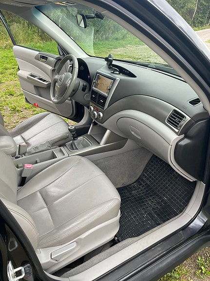 Subaru Forester 15 of 22