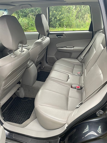 Subaru Forester 12 of 22