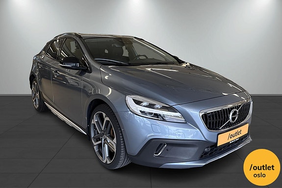 Volvo V40 Cross Country 9 of 26