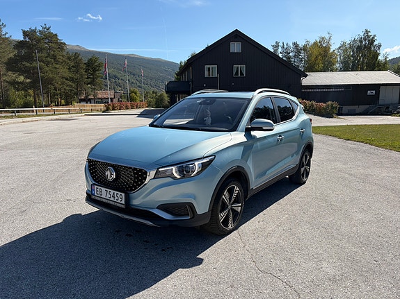 MG ZS EV 2 of 14