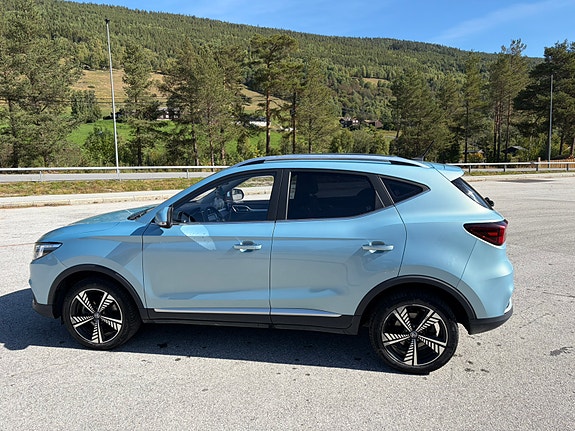 MG ZS EV 9 of 14