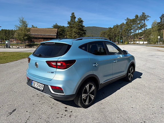 MG ZS EV 6 of 14