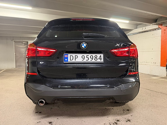 BMW X1 4 of 11