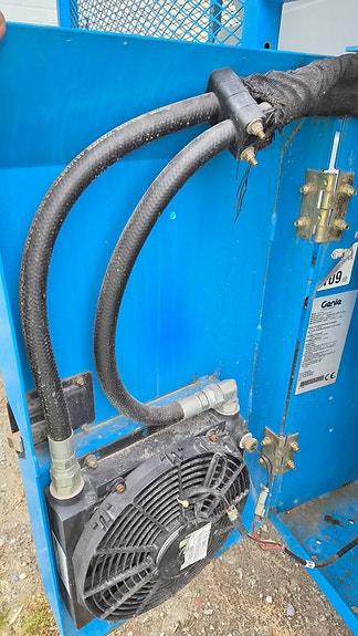 Genie GS-4390 13 of 21
