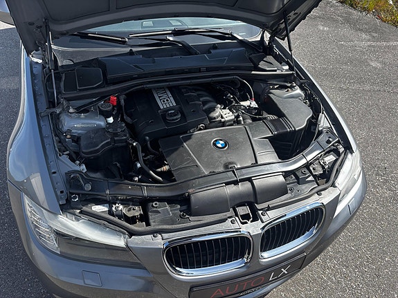 BMW 318i 19 of 19