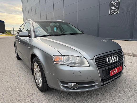 Audi A4 3 of 30