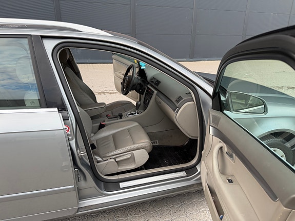 Audi A4 21 of 30
