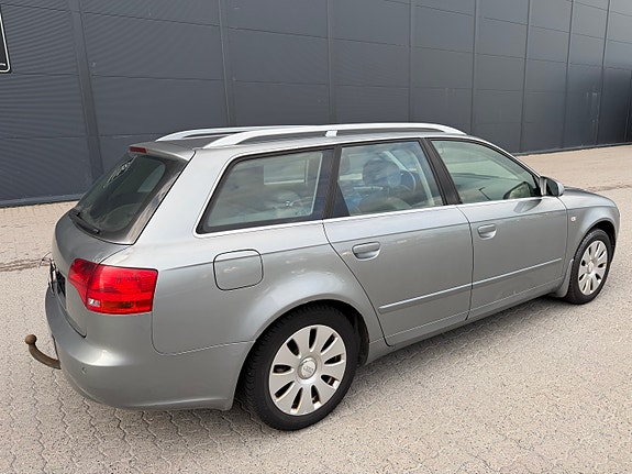 Audi A4 8 of 30