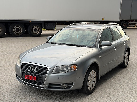 Audi A4 4 of 30