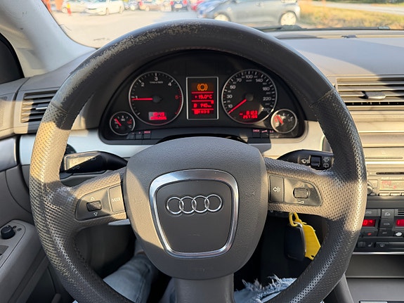 Audi A4 25 of 30