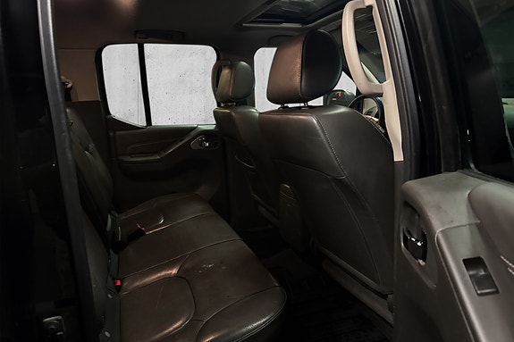 Nissan Navara 30 of 30