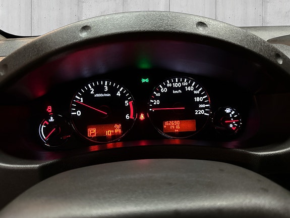 Nissan Navara 17 of 30