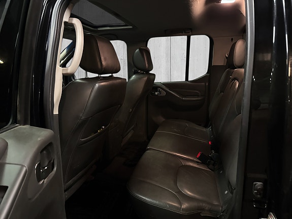 Nissan Navara 28 of 30