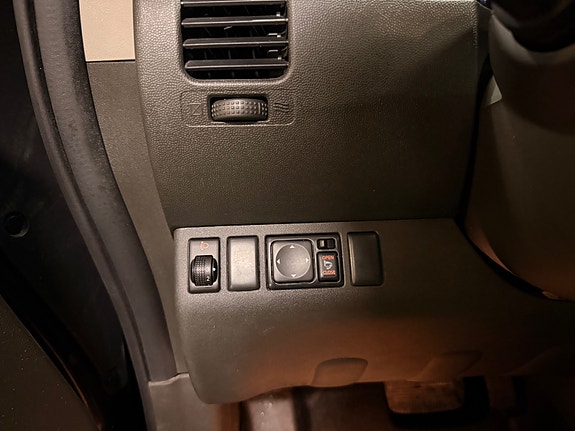 Nissan Navara 25 of 30