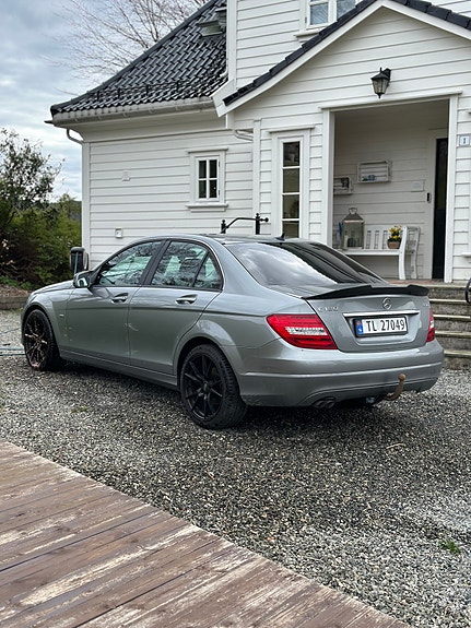 Mercedes-Benz C180 d 5 of 18
