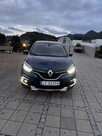 Renault Captur 6 of 23