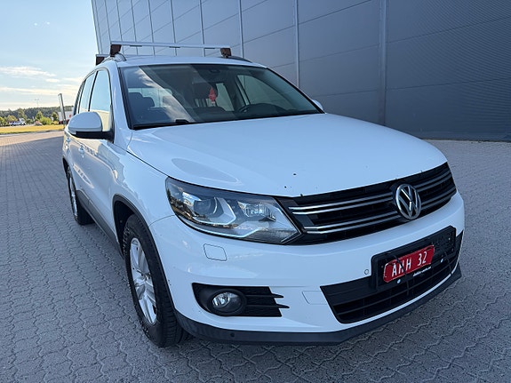Volkswagen Tiguan 3 of 30