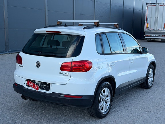 Volkswagen Tiguan 12 of 30