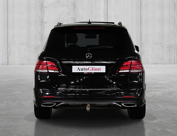 Mercedes-Benz GLE400 19 of 30