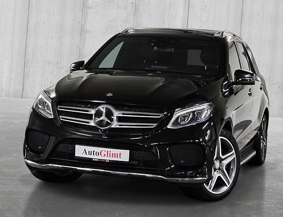 Mercedes-Benz GLE400 3 of 30