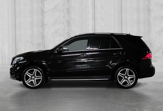 Mercedes-Benz GLE400 7 of 30