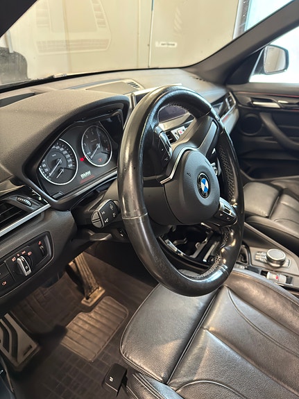 BMW X1 8 of 15