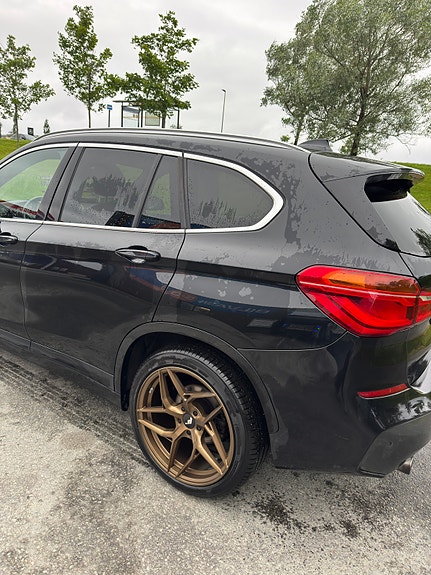 BMW X1 4 of 15