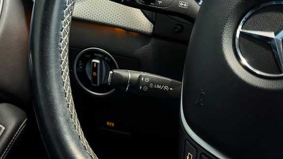 Mercedes-Benz B180 19 of 30