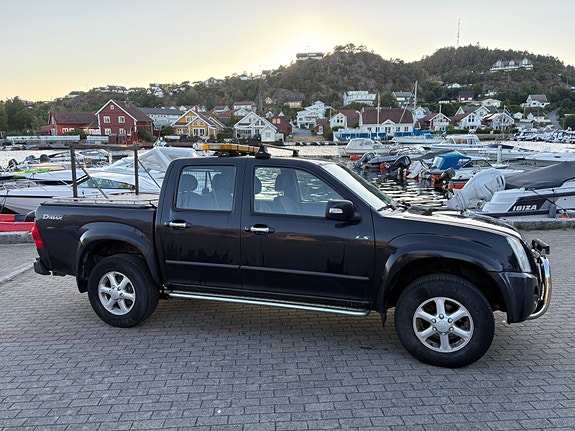 Isuzu D-max 6 of 24