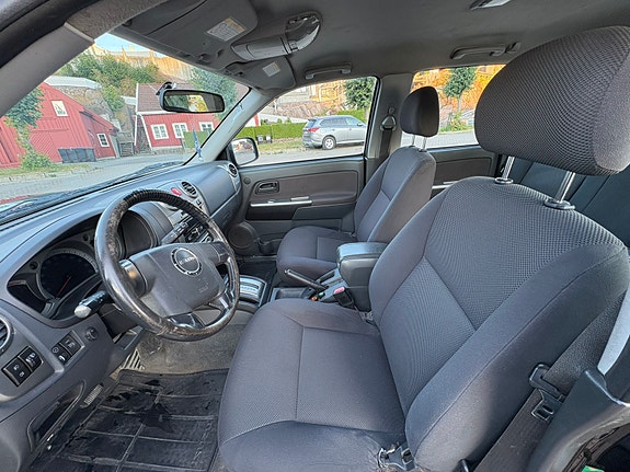 Isuzu D-max 13 of 24