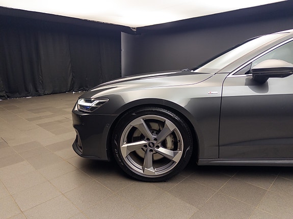 Audi A7 9 of 30