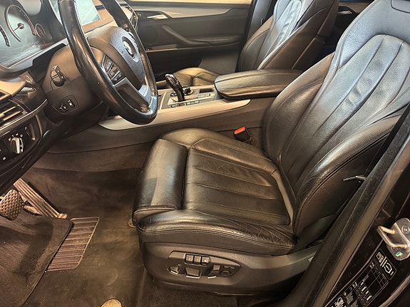 BMW X5 8 of 14