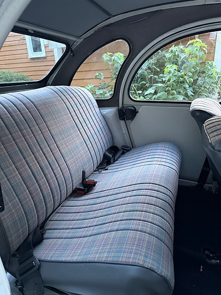 Citroen 2CV 2 of 12