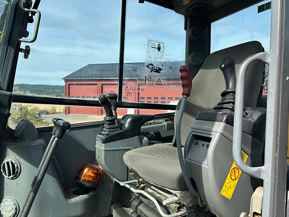 Volvo ECR58 PLUS 9 of 11