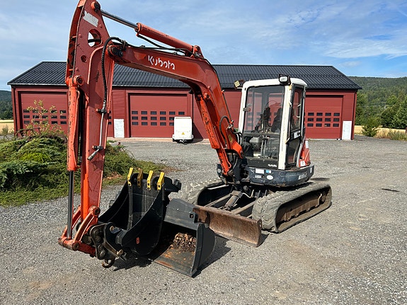 Kubota KX 161-3a m/ hydr. pusseskuff 2 of 8