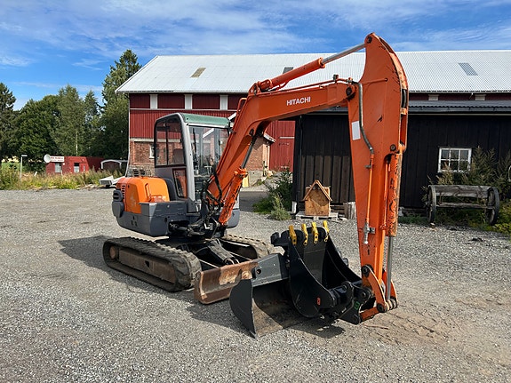 Hitachi ZX50 m/ ny hydr. pusseskuff 3 of 8