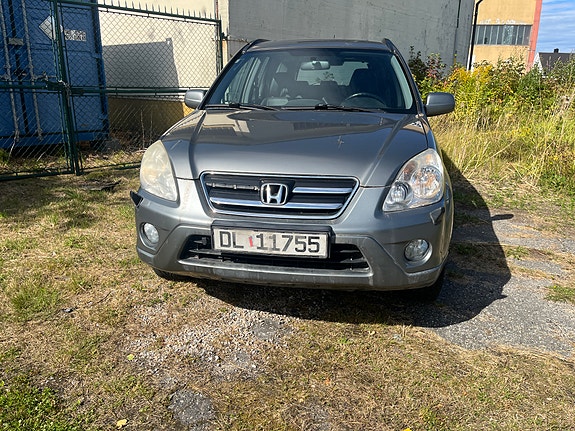 Honda CR-V 3 of 27