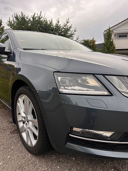 Skoda Octavia 6 of 27