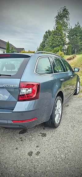 Skoda Octavia 4 of 27