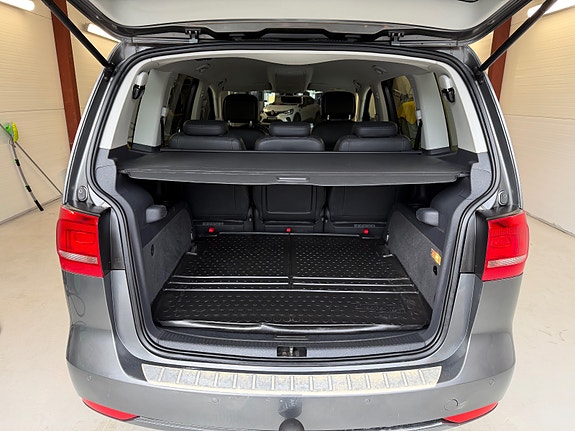 Volkswagen Touran 7 of 30