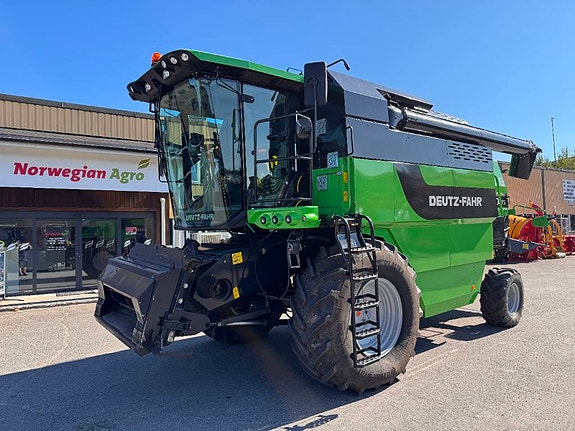 Andre Deutz-Fahr 6040 HTS