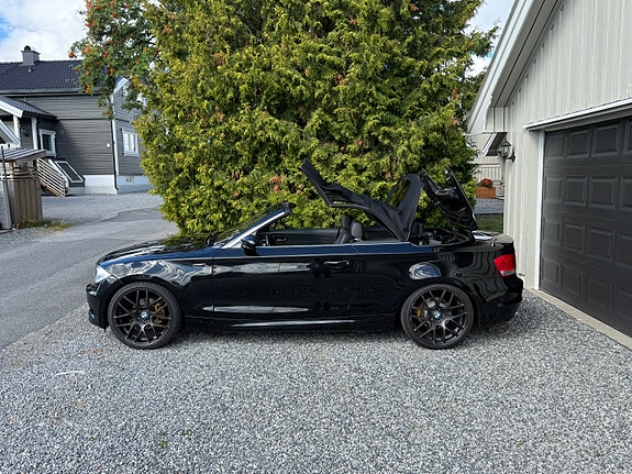 BMW 118d 16 of 25