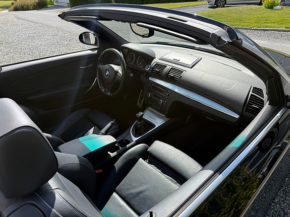 BMW 118d 22 of 25