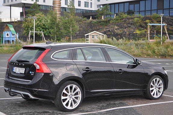 Volvo V60 6 of 28