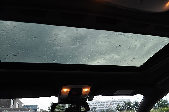 Volvo V60 19 of 28