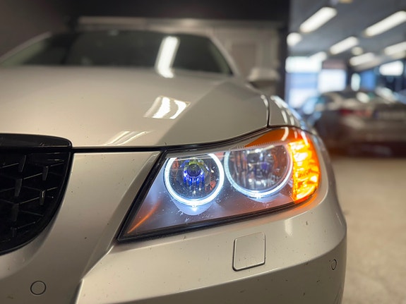 BMW 318d 7 of 15