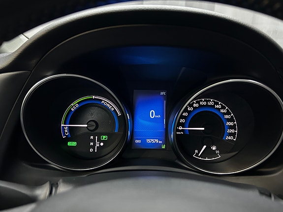 Toyota Auris 17 of 30